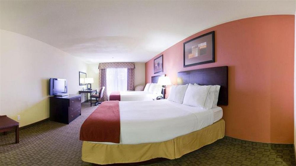 Holiday Inn Express & Suites Alexandria, An Ihg Hotel Ngoại thất bức ảnh